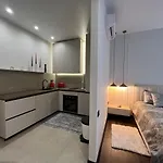 Sea & Sky Apartment! Odessa