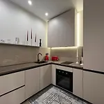 Sea & Sky Apartment! Apartament