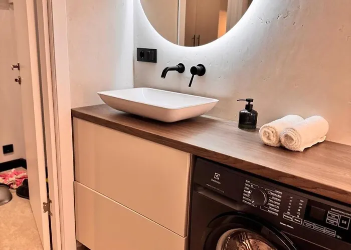 Sea & Sky Apartment! Apartament Odessa