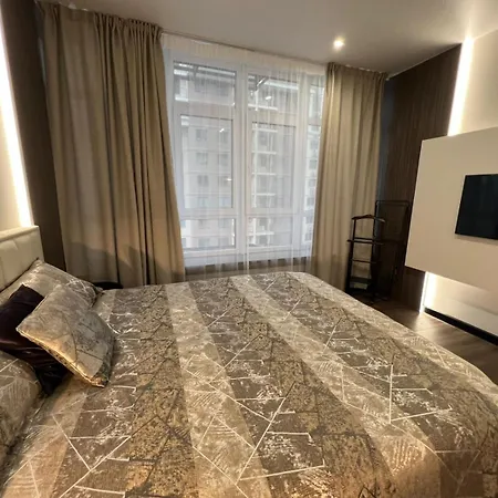 Sea & Sky Apartment! Odessa